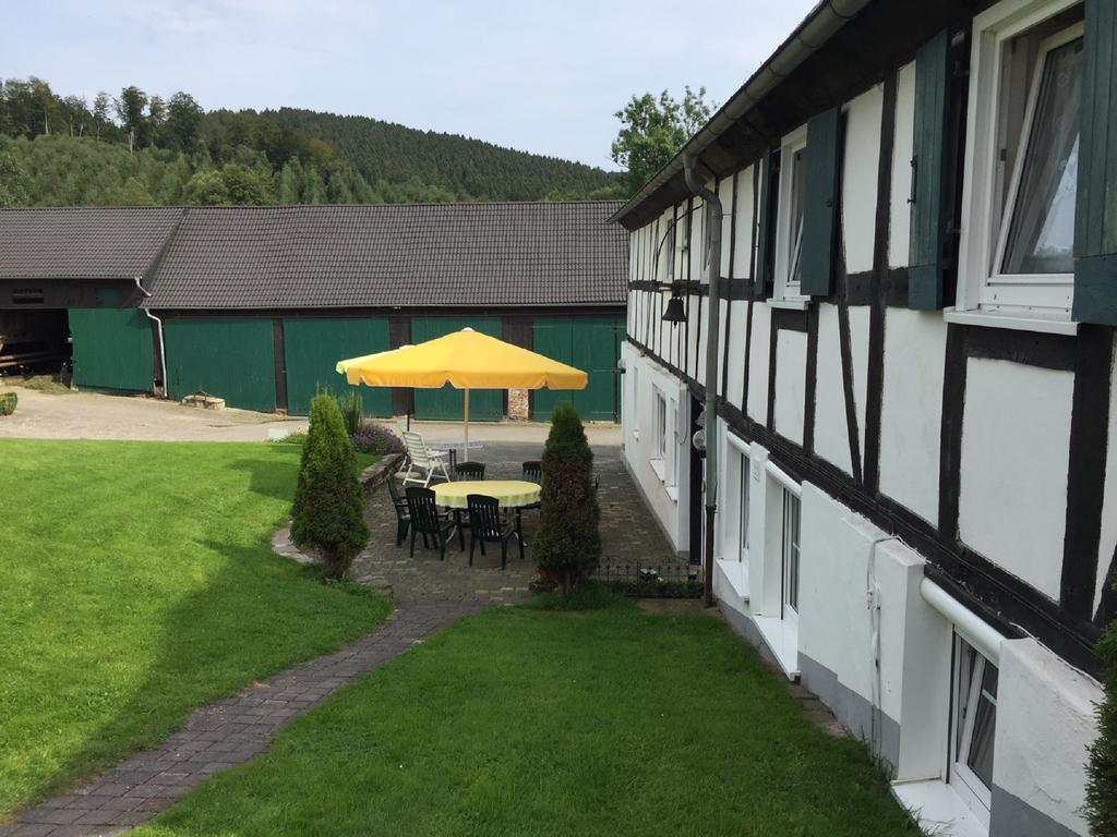 Ferienbauernhof Familie Stratmann Apartment Eslohe Exterior photo